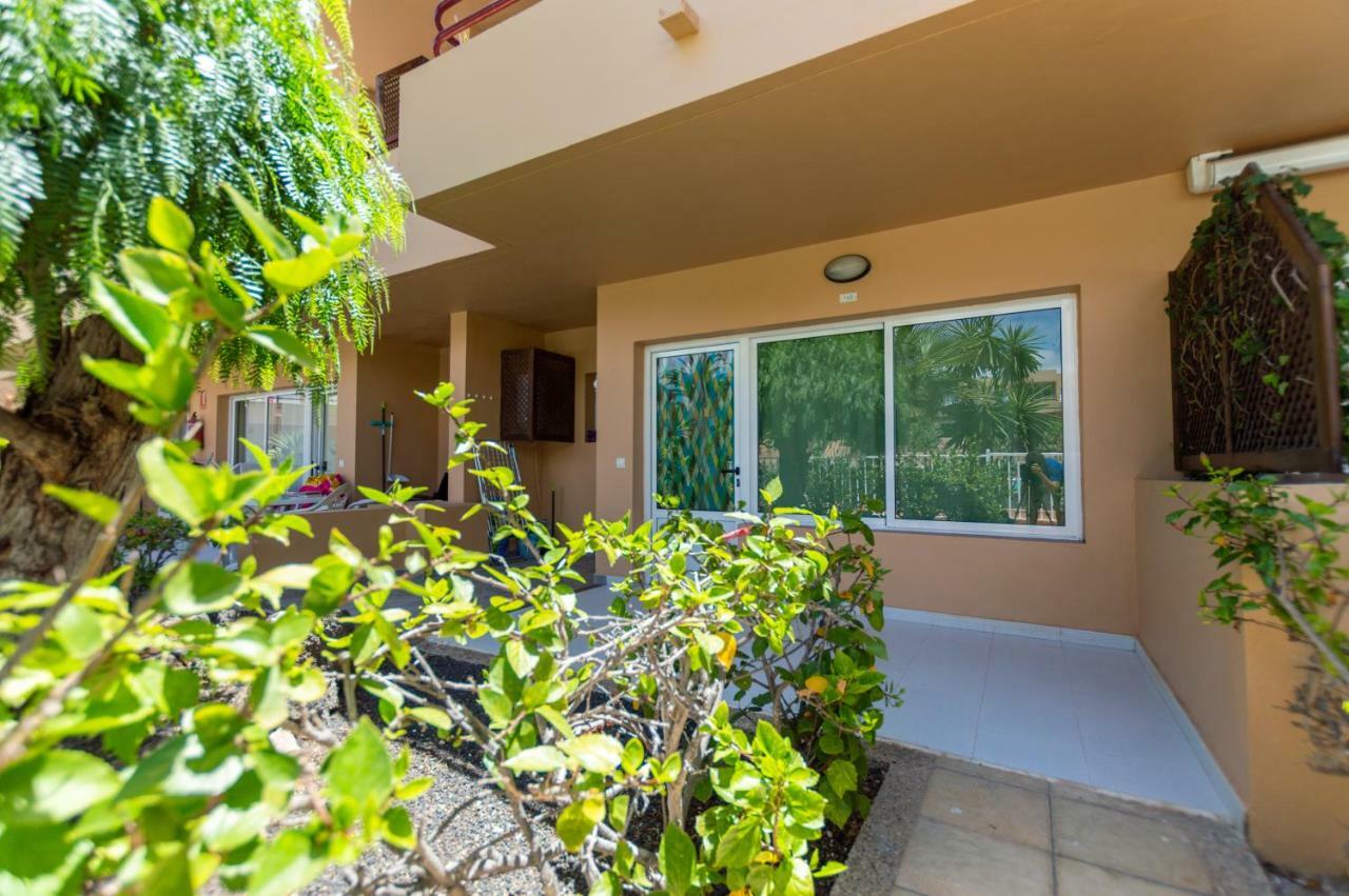 Alicesbungalowpoolview-summer Apartment